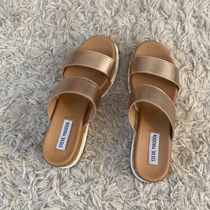 Platform sandals
